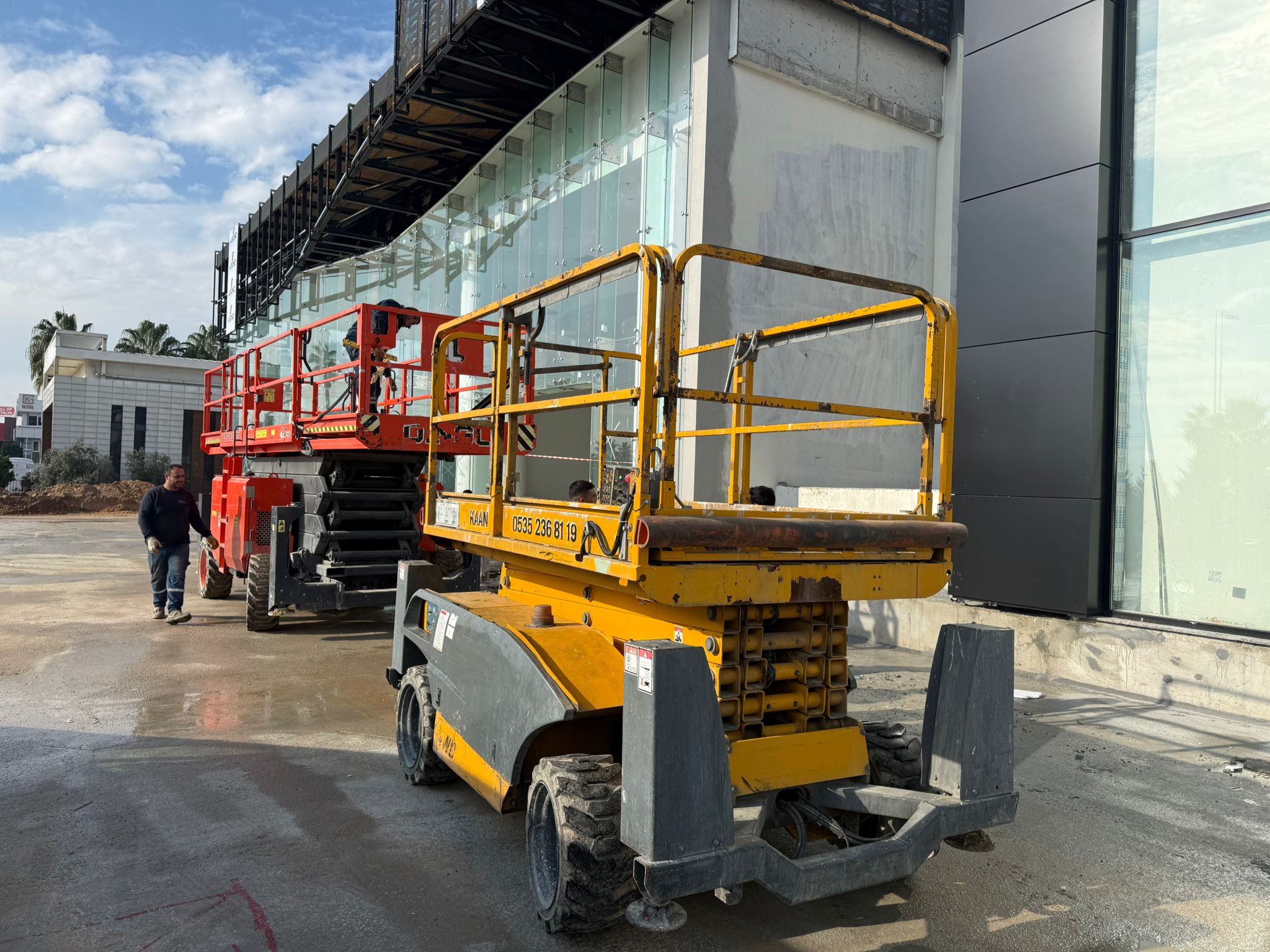 Dizel Makaslı Platform Antalya kiralama hizmeti